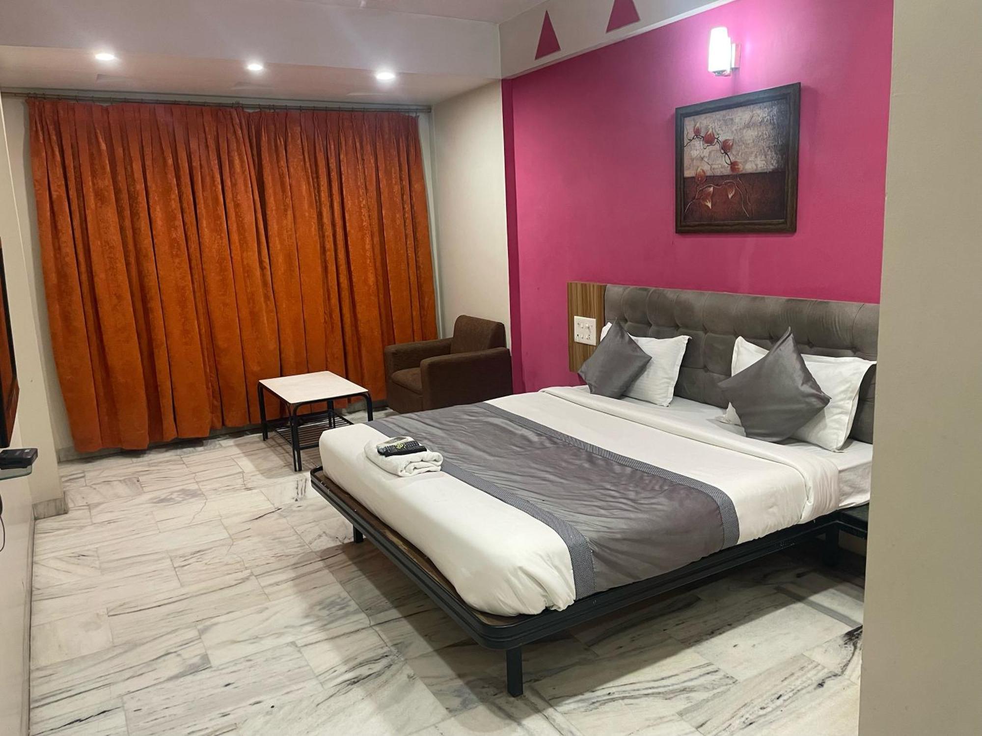 Hotel Vrandavan Nágpur Exteriér fotografie